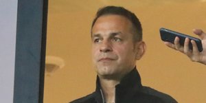 Ο Ντέμης Νικολαΐδης αναφέρθηκε στα δημοσιεύματα που κάνουν λόγο για εγκυμοσύνη της συντρόφου του