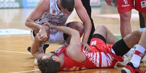 Ο τραυματισμός του Σάσα Βεζένκοβ