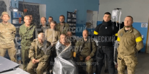 «Οι Ρώσοι αιχμάλωτοι θα παραδοθούν στις ουκρανικές αρχές», λέει η ομάδα «Ρωσικό Εθελοντικό Σώμα»