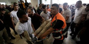 Παλαιστίνιος τραυματίας μετά τις συγκρούσεις στην πόλη Τζενίν