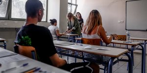 Στη μάχη των Πανελληνίων ξαναμπαίνουν σήμερα τα ΕΠΑΛ