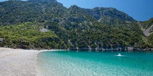 Παραλία στην Εύβοια