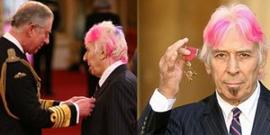 Οταν ο βασιλιάς Κάρολος παρασημοφόρησε τον John Cale 