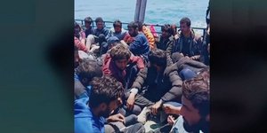 Πλάνα από πλοία μεταναστών που έκαναν το επικίνδυνο ταξίδι Λιβύη-Ιταλία λίγο καιρό πριν το τραγικό ναυάγιο ανοιχτά της Πύλου