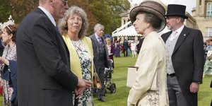 Γι' αυτό η Πριγκίπισσα Άννα φοράει πάντα γάντια