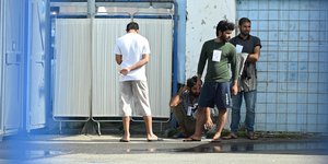 Διασωθέντες από το ναυάγιο της Πύλου 