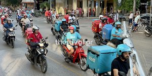 Μοτοπορεία διανομέων στη Θεσσαλονίκη για τον θάνατο συναδέλφου τους