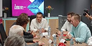 Ο Αλέξης Τσίπρας στη ΒΙ.ΠΕ. Λάρισας/ Φωτογραφία: Thessaliatv.gr
