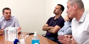 Φραστικό επεισόδιο είχε ο Τσίπρας με τον υπηρεσιακό υπουργό Πολιτικής Προστασίας για το ναυάγιο στην Πύλο 