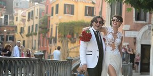 Βασίλης Χαραλαμπόπουλος – Λίνα Πρίντζου: Αδημοσίευτες φωτογραφίες από τον γάμο τους στη Βενετία