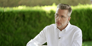 Ο Ακης Σκέρτσος στην εκπομπή της Ελεονώρας Μελέτη