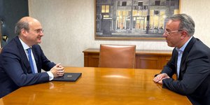 Χατζηδάκης: Συνάντηση με Σταϊκούρα και Σκυλακάκη -Σκοπός η ενημέρωση για ζητήματα που αφορούν το υπ. Οικονομικών