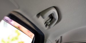 χειρολαβές οροφής