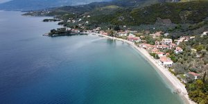 Ενα χωριό που συνδυάζει βουνό και θάλασσα