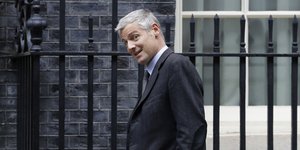 Βρετανία Ζακ Γκόλντσμιθ υπουργός Επικρατείας