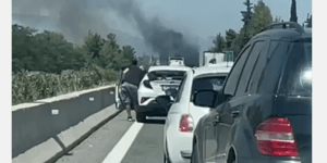 Φωτιά σε όχημα στο Σχηματάρι