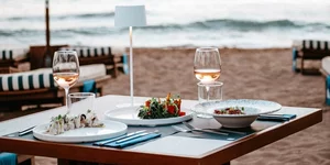 Μαγαζιά για να απολαύσετε την πανσέληνο του Αυγούστου