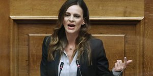 Η Έφη Αχτσιόγλου