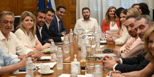 Ο Νίκος Ανδρουλάκης στην συνεδρίαση της ΚΟ του ΠΑΣΟΚ