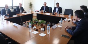 Επίσκεψη Λευτέρη Αυγενάκη στα γραφεία του ΕΦΕΤ / Φωτογραφία: INTIME