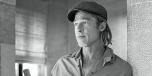 Ο Μπραντ Πιτ με το ροζέ κρασί του κτήματός του