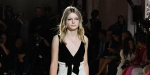 Λόλα Πάρκερ Μπόουλς