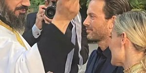 Η Ελεονώρα Μελέτη στον θρησκευτικό γάμο της με τον σύζυγό της Θοδωρή Μαροσούλη