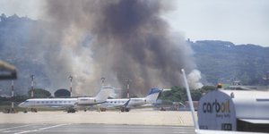 Φωτιά κοντά στο αεροδρόμιο Τσιαμπίνο της Ρώμης