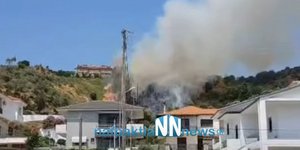 Φωτιά Ναυπακτία κατοικημένη περιοχή 