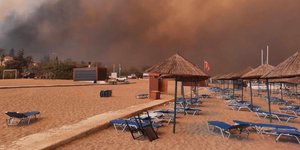 Φωτιά στη Ρόδο