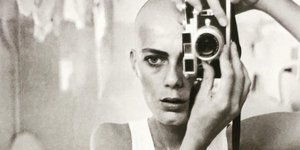 Η πολεμική φωτορεπόρτερ Μαρί-Λορ ντε Ντεκέρ 