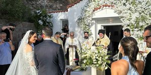 Λαμπερός γάμος ελληνοπαναμέζων στον Πόρο