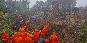 Εξανεμίζονται οι ελπίδες για την ανεύρεση επιζώντων μετά την κατολίσθηση στην Ινδία