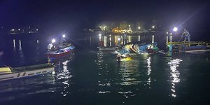 Έρευνες για επιζώντες στην περιοχή του ναυαγίου στην Ινδονησία