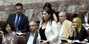 Ζωή Κωνσταντοπούλου Πλεύση Ελευθερίας Βουλή ολομέλεια