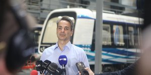 Ο Κυριάκος Μητσοτάκης σε σταθμό του Μετρό στη Θεσσαλονίκη