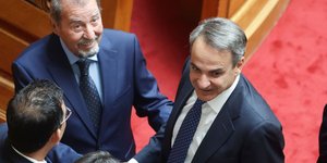 O πρωθυπουργός στην ορκωμοσία της Βουλής