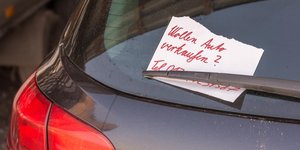 Χαρτάκι παρμπρίζ