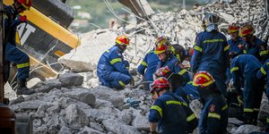 Κατάρρευση γέφυρας στην Πάτρα