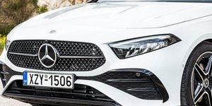 Πινακίδες κυκλοφορίας αυτοκινήτου