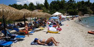 παραλια χαλκιδικη 