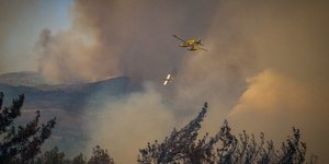 φωτιά στη ρόδο