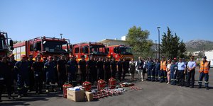 Στην Ελλάδα η αποστολή των πυροσβεστών από την Ρουμανία, στα πλαίσια του προγράμματος προ-εγκατάστασης πυροσβεστών / Φωτογραφία: Υπουργείο Κλιματικής Κρίσης και Πολιτικής Προστασίας