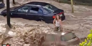 Aδιανόητες εικόνες πλημμυρών στην Σαραγόσα 