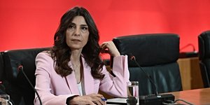Η Πόπη Τσαπανίδου