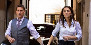 τομ κρουζ με χειροπεδες 