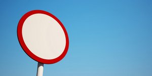 Πινακίδα ρύθμισης κυκλοφορίας 