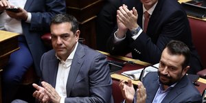 Παρών στην ομιλία Φάμελλου στη Βουλή ο Αλέξης Τσίπρας