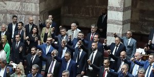 Ο Δημήτρης Τζανακόπουλος στην ορκωμοσία των βουλευτών στη Βουλή