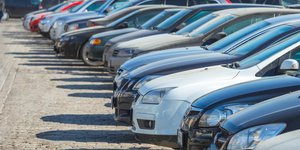 Μεταχειρισμένα αυτοκίνητα 